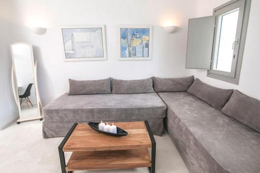 Shades Of White Villas Emporio  Rom bilde